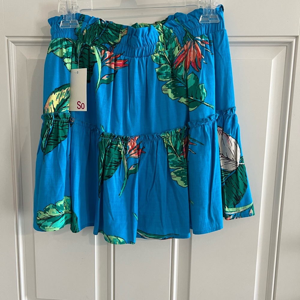 Tiered skirt